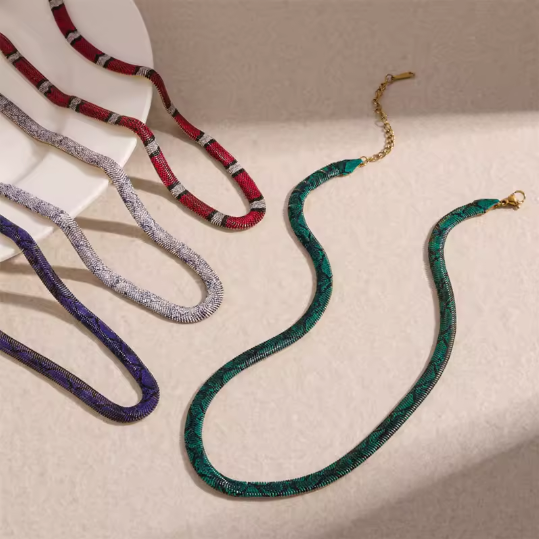 VENYRA Serpent Necklace