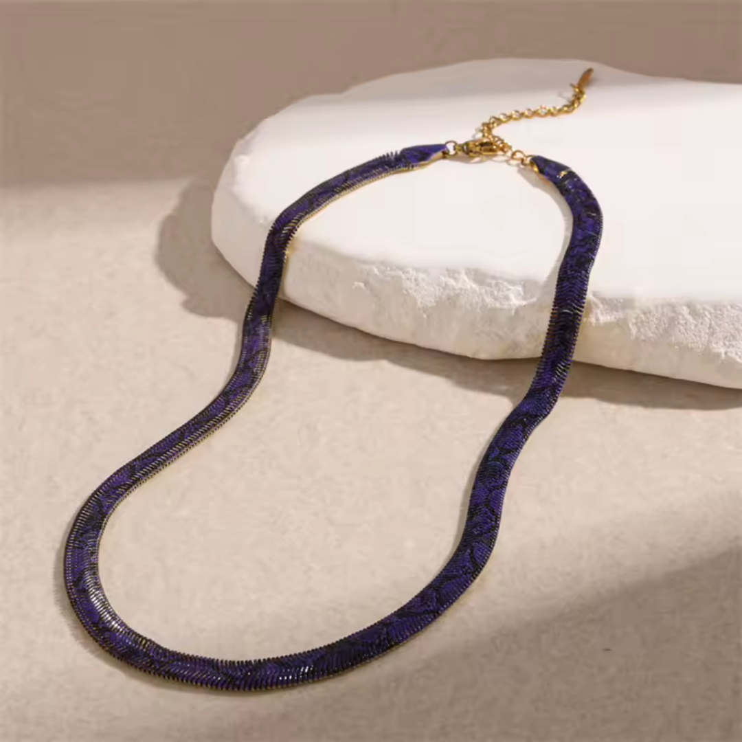 VENYRA Serpent Necklace
