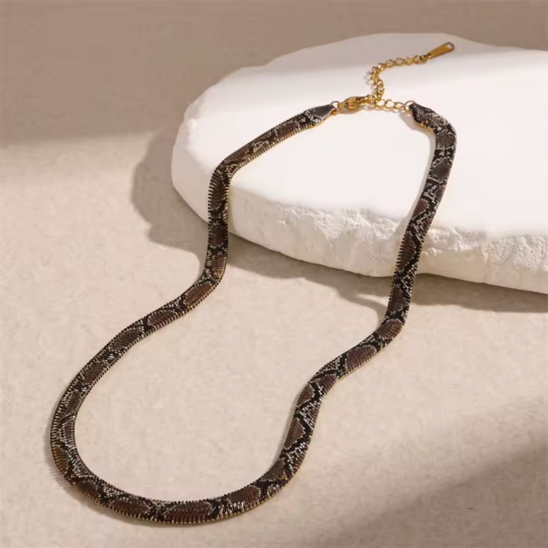 VENYRA Serpent Necklace