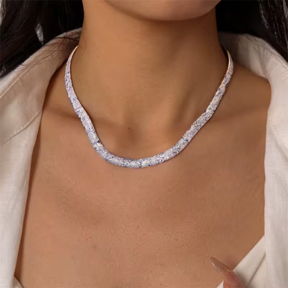 VENYRA Serpent Necklace